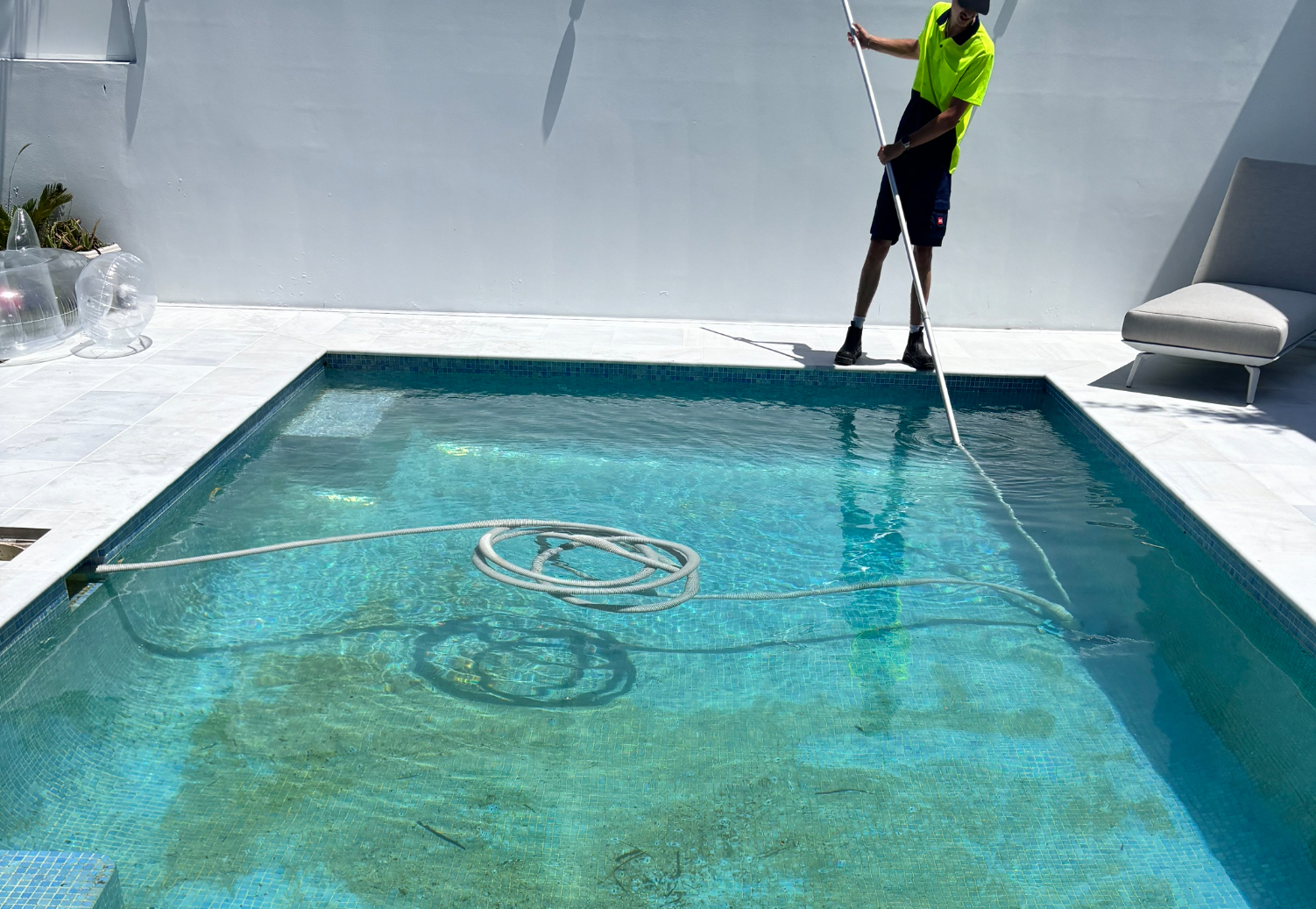 Professional Pool Cleaning Services